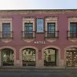 Hotel Casa Del Virrey & Suites