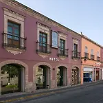 Hotel Casa Del Virrey & Suites
