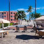 Suites Santa Barbara