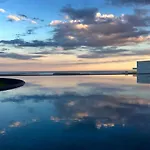 Oceanview Apartment