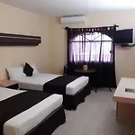 Hotel Miramar Inn
