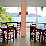 Hotel Catalina Beach Resort