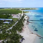 Oyo Blue Kay Mahahual