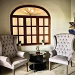Dos Patios Queretaro Curamoria Collection