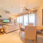 Puerta Cortes Residences