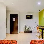 First Inn Hotel & Business