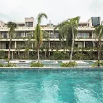 Suite De Lujo, Alberca, Gym, Jacuzzi En Areas Comunes