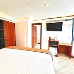 Suites Del Jardin Principal