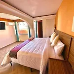 Suites Del Jardin Principal