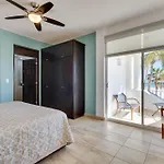 San Jose Del Cabo Oceanfront Condo - Pools And Beach