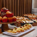 Plaza Camelinas Hotel