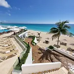 Estudio A Pie Playa, Increibles Vistas, Alberca, Gym, Jacuzzi, 3502