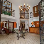Hotel Don Quijote Plaza - Guadalajara Centro Historico