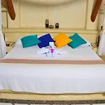 Arena Suites