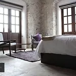 El Encanto
