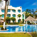Playa Caracol Hotel & Spa