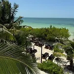 Casa Punta Coco & Beach Club (Adults Only)