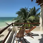 Casa Punta Coco & Beach Club (Adults Only)