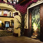 Quinta Alhondiga Galindo Hotel Boutique
