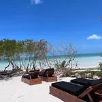 Casa Punta Coco & Beach Club (Adults Only)