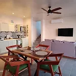 Exclusive Oceanfront Casa Di Luca