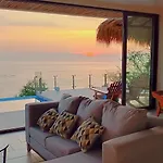 Exclusive Oceanfront Casa Di Luca