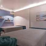 Pinnacle Resorts 220
