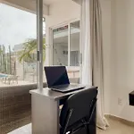 La Aurora Puerto Escondido