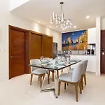 Two Bedroom Suite Pool View - Villa La Valencia