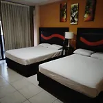 Hotel Tradicional Savaro Sa De Cv