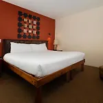 Capital O La Huerta Golf & Hotel