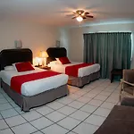 Howard Johnson By Wyndham Guanajuato Leon Avenida