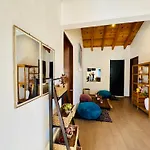 Encino House Hotel Boutique