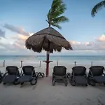Ocean View Condo - 2 Bedrooms - At The Elements Condos - Castillo De Arena