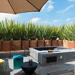 Dos Casas Hotel & Spa