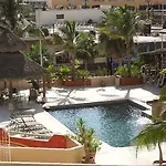 Plaza Nautica Condominiums