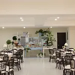 Tabasco Inn