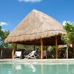 Deluxe Apartments Holbox