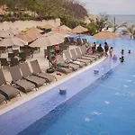 Isla Natura Beach Huatulco