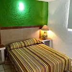 Suites Santa Barbara