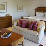 Quinta Elvira (Adults Only)