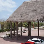 Hotel Costa Maya Inn