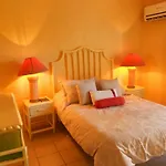 Suites Las Palmas Hotel Y Villas