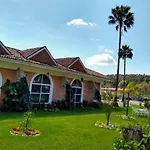 Hotel Villa Monarca Inn