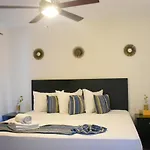 Caracol Suite Hotel