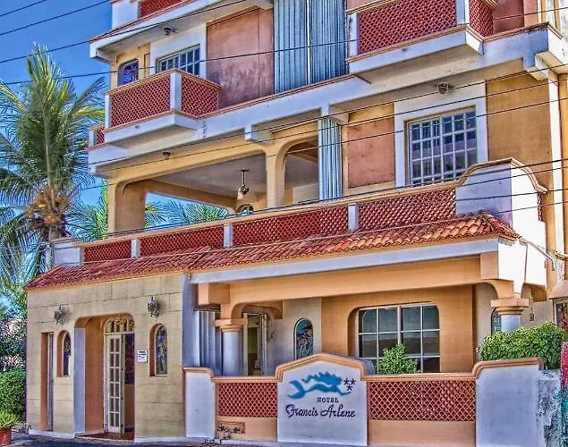 Hotel Francis Arlene Adults Only