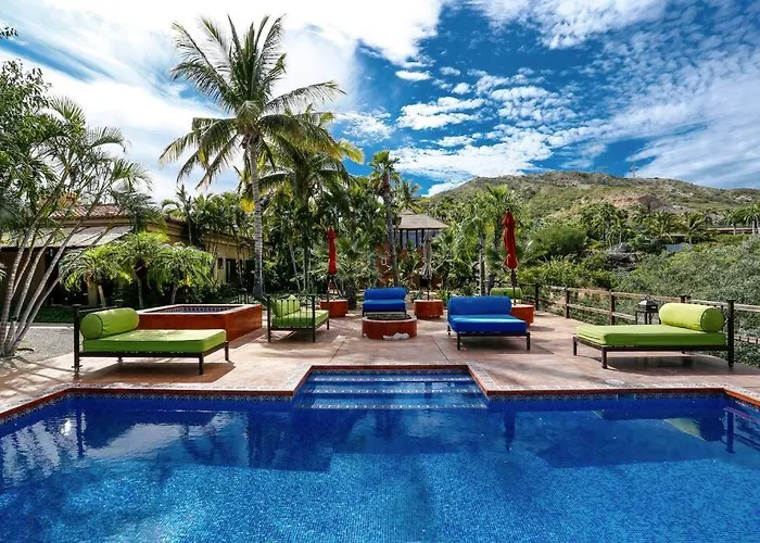 Villa Vida Cabo - Authentic Spacious Ocean View Near Beach & Town