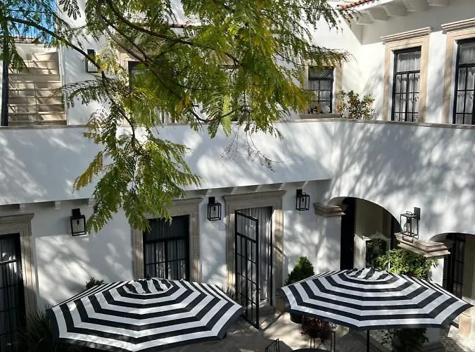 Casa Lani Luxury B&B