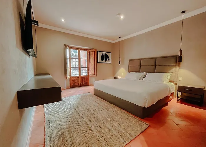 Mikaella Hotel
