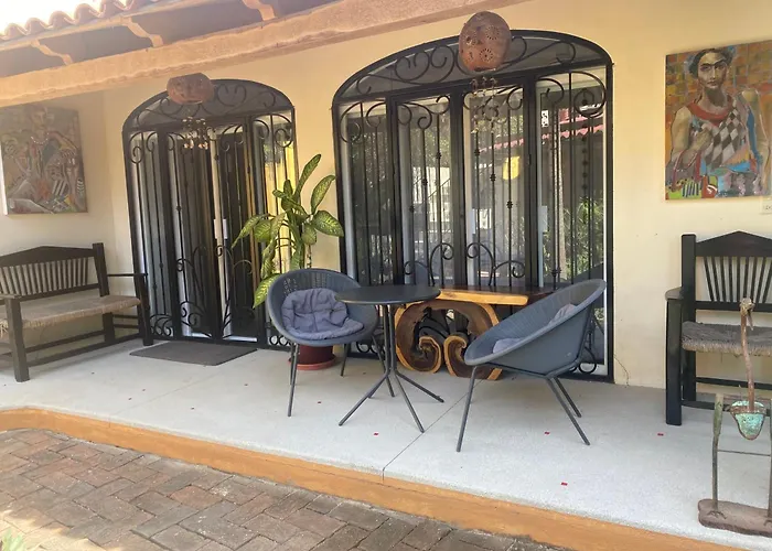 Casita Del Artista